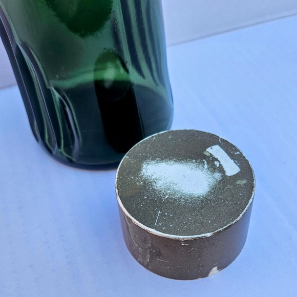 Vintage Water Decanter - Picture 4 of 6